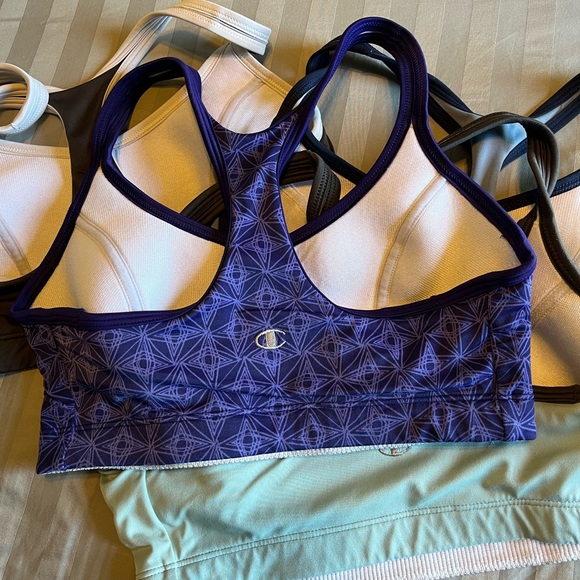Gently used set of 4 Champion Sports Bras - Picture 3 of 3